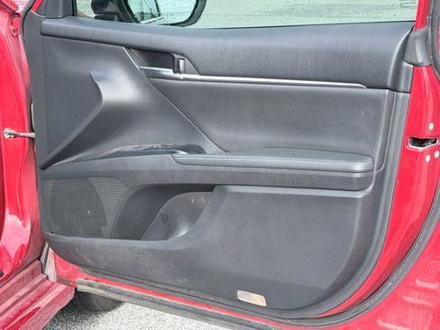 Used 2019 Toyota Camry XSE FWD image 24