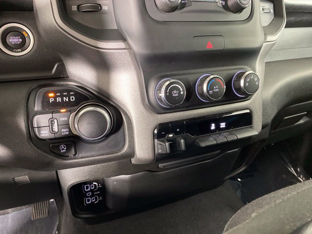 Used 2019 RAM 1500 Tradesman AWD/4WD image 30