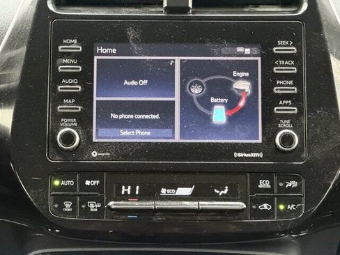 Used 2022 Toyota Prius LE image 15