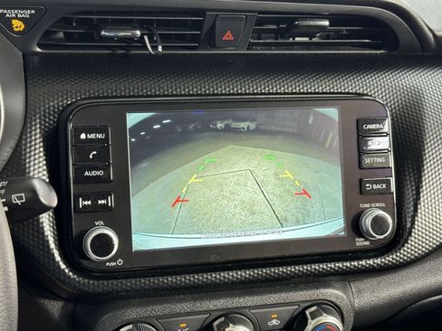Used 2024 Nissan Kicks SV FWD image 30