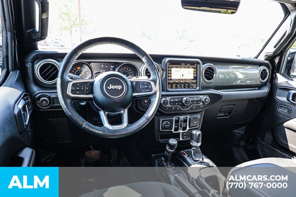 Used 2023 Jeep Wrangler Unlimited Sahara w/ Cold Weather Group AWD/4WD image 26
