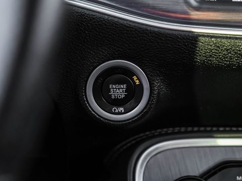 Used 2018 Dodge Challenger R/T Plus image 17