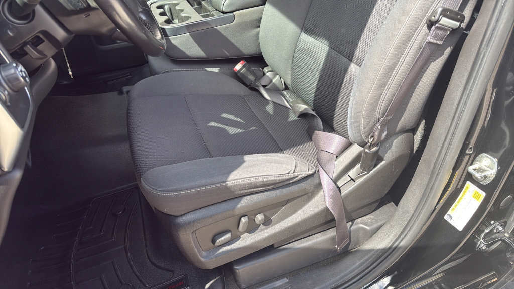 Used 2015 Chevrolet Silverado 1500 LT w/ Texas Edition, 1LT Trim RWD image 21