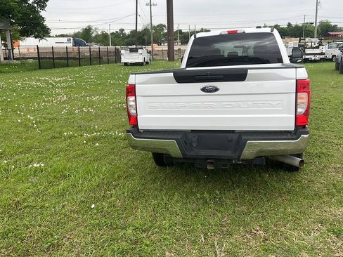 Used 2020 Ford F250 XL w/ Power Equipment Group RWD image 3