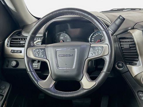 Used 2018 GMC Yukon XL Denali w/ Denali Ultimate Package image 18