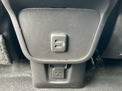 Used 2021 GMC Terrain SLT image 37