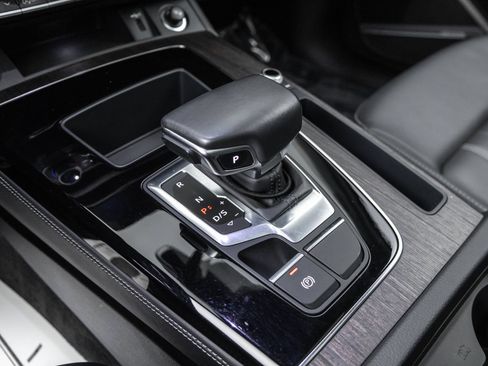 Used 2023 Audi Q5 2.0T Premium Plus w/ Premium Plus Package AWD/4WD image 29