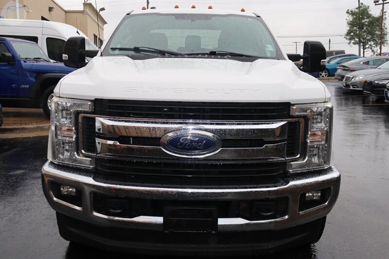 Used 2019 Ford F250 XLT w/ XLT Value Package AWD/4WD image 2