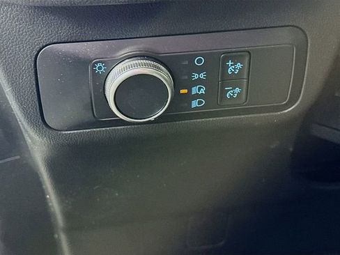 Certified 2020 Ford Escape SE image 16