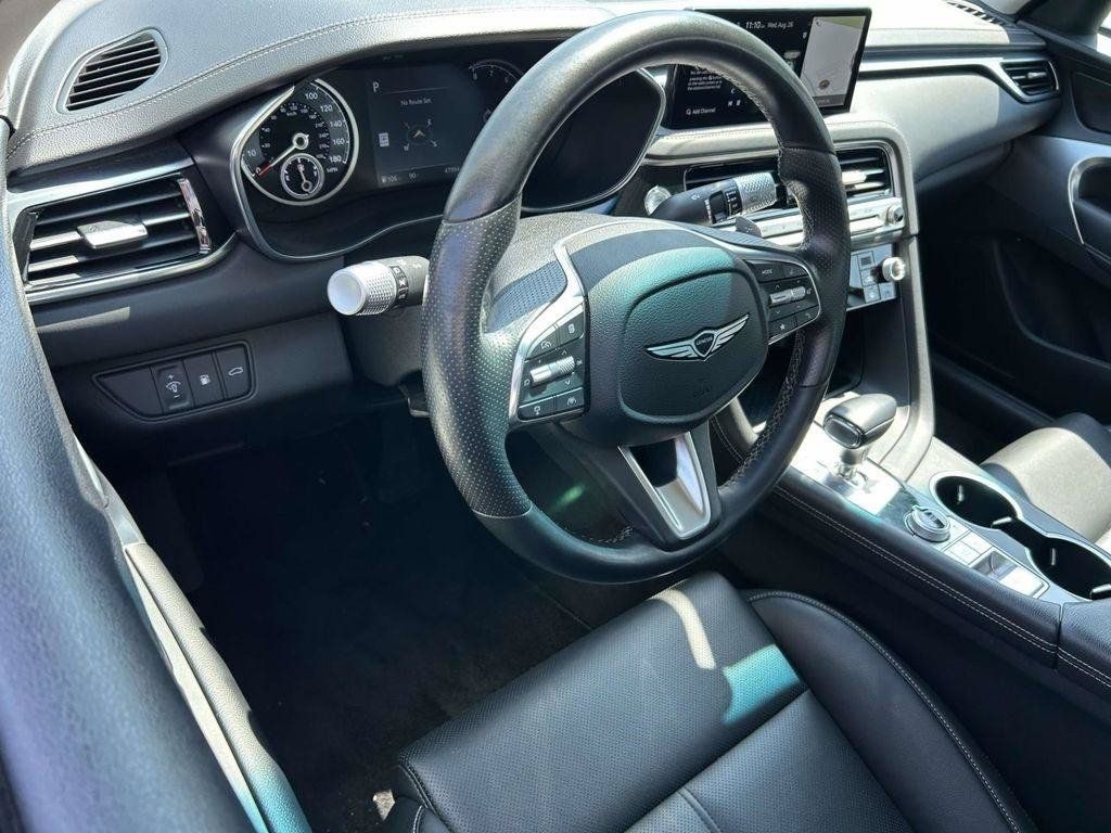 Used 2025 Genesis G70 2.5T AWD/4WD image 10