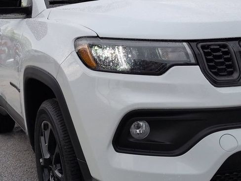 New 2026 Jeep Compass Latitude AWD/4WD image 9