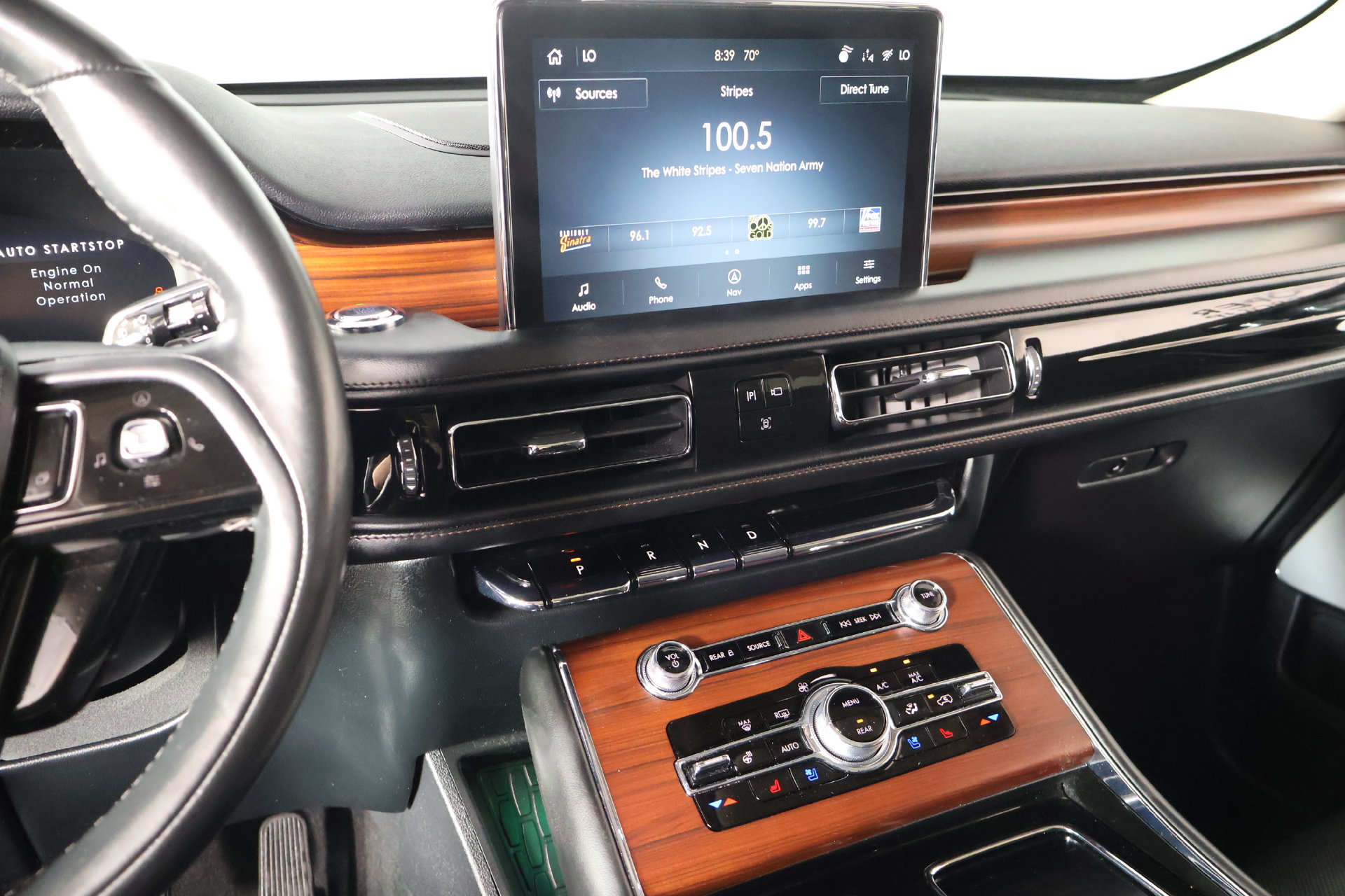 Used 2022 Lincoln Aviator Reserve w/ Equipment Group 201A AWD/4WD image 5