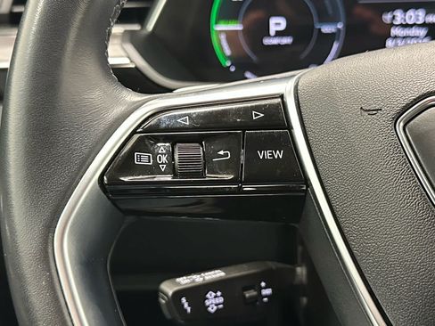 Used 2023 Audi e-tron Premium AWD/4WD image 25