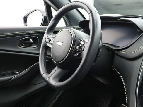 Used 2021 Aston Martin DBX AWD/4WD image 29