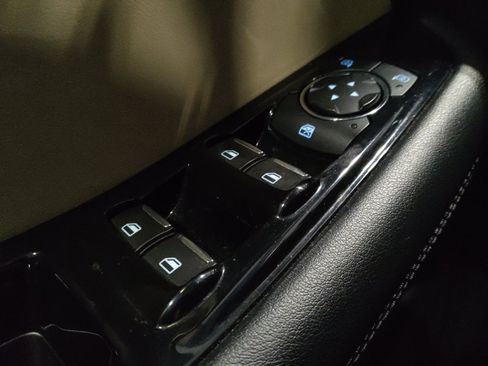 Used 2017 Ford Edge SEL w/ Equipment Group 201A image 27