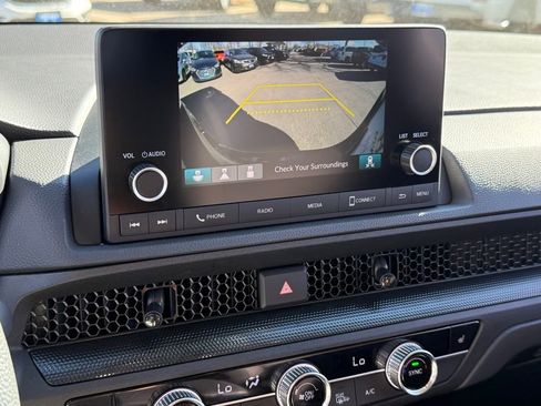 Certified 2025 Honda CR-V EX image 30