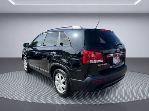 Used 2013 Kia Sorento LX AWD/4WD image 4