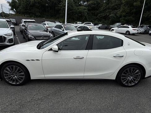 Used 2017 Maserati Ghibli S Q4 AWD/4WD image 12