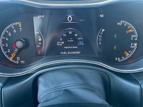 Used 2015 Jeep Grand Cherokee Limited image 16