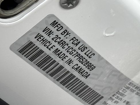 Used 2023 Chrysler Voyager LX FWD image 19