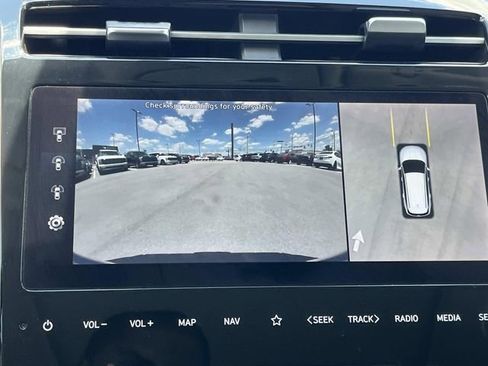 Certified 2022 Hyundai Tucson Limited FWD image 38