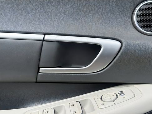 Used 2024 Hyundai Sonata SEL w/ Convenience Package image 17