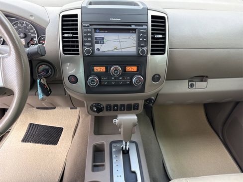 Used 2019 Nissan Frontier SL image 22