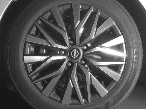 Used 2025 Nissan Altima 2.5 SV image 12