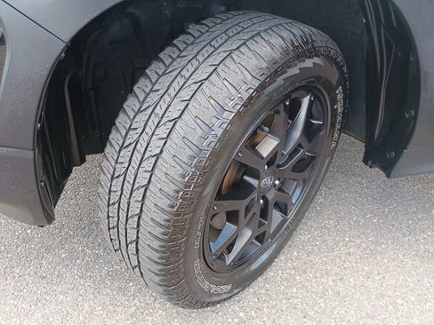 Certified 2024 Subaru Crosstrek 2.5i Wilderness image 9