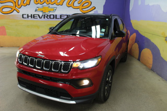 Used 2024 Jeep Compass Limited AWD/4WD image 4