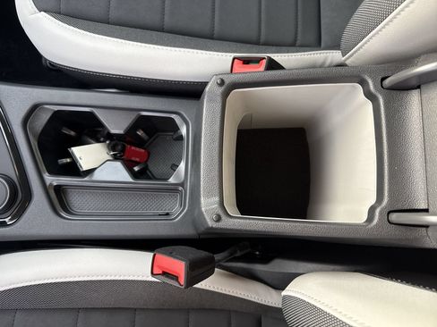 New 2026 Volkswagen Taos SE AWD/4WD image 20