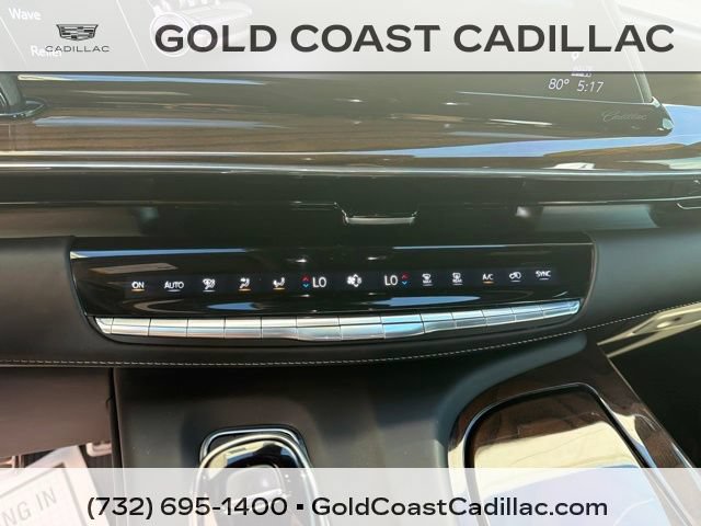 Certified 2024 Cadillac Escalade Sport Platinum w/ LPO, ONYX Package AWD/4WD image 34