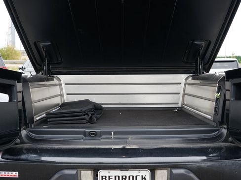 Used 2002 Lincoln Blackwood image 32