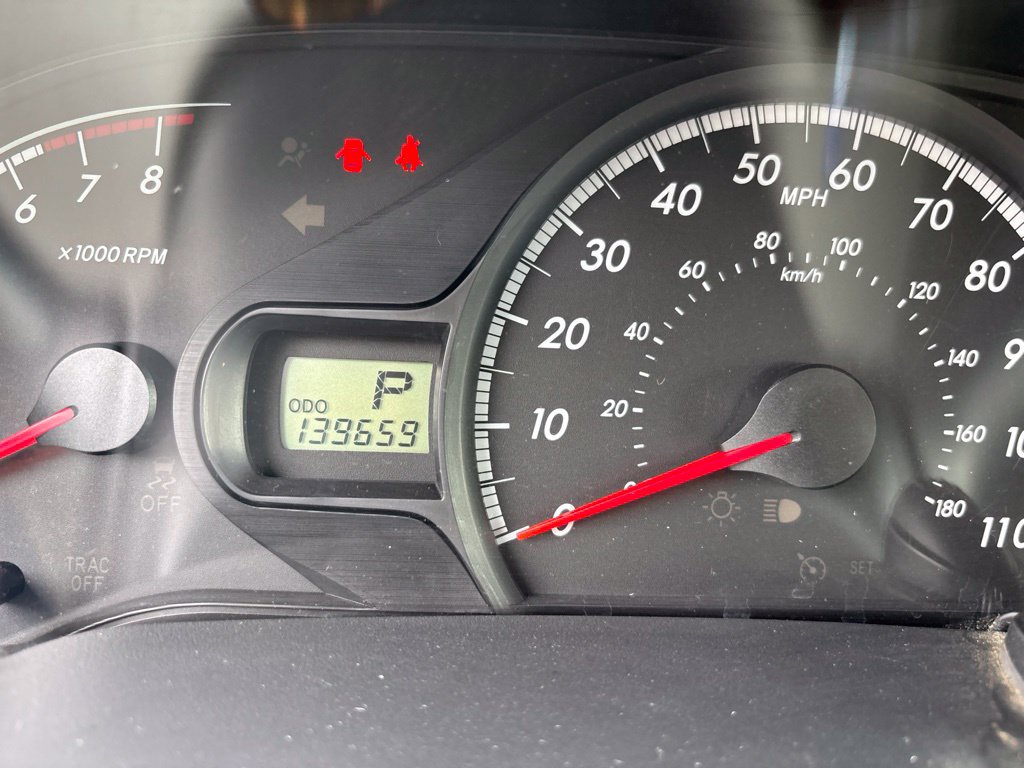 Used 2014 Toyota Sienna L FWD image 18