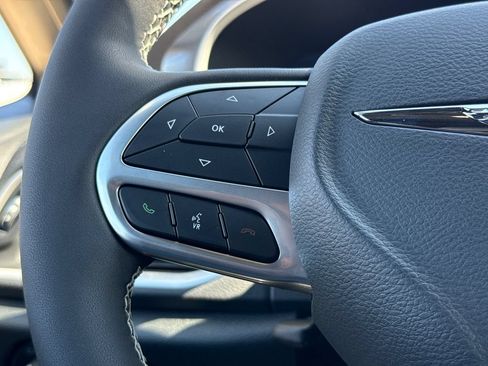 New 2026 Chrysler Pacifica Select FWD image 28