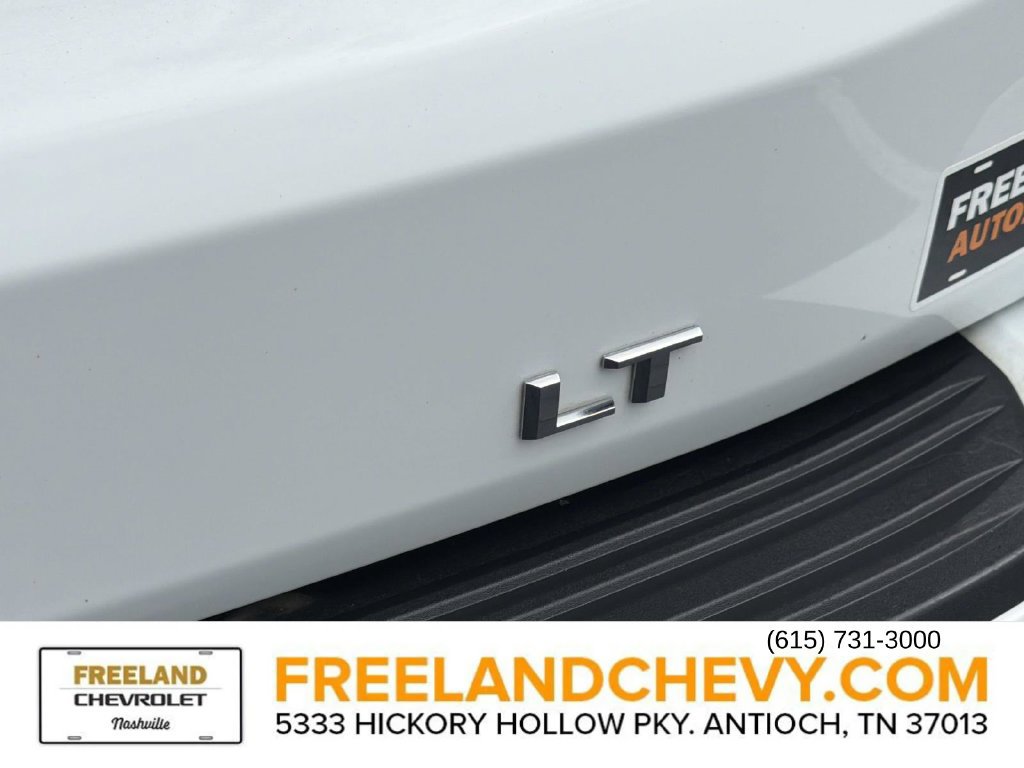 Used 2024 Chevrolet Suburban LT AWD/4WD image 14