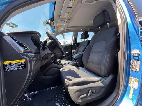 Used 2018 Hyundai Tucson Value w/ Cargo Package AWD/4WD image 12