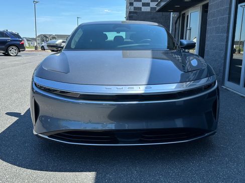 Used 2025 Lucid Air Grand Touring AWD/4WD image 2