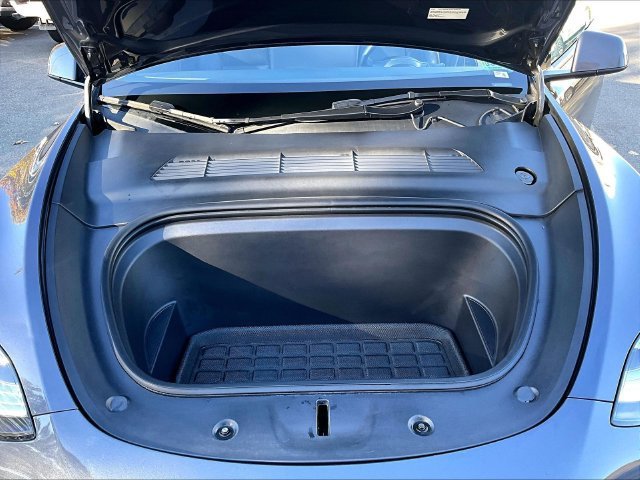 Used 2022 Tesla Model Y Long Range AWD/4WD image 10