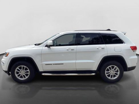 Used 2018 Jeep Grand Cherokee Laredo AWD/4WD image 8