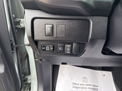 Used 2023 Toyota Tacoma TRD Off-Road image 17