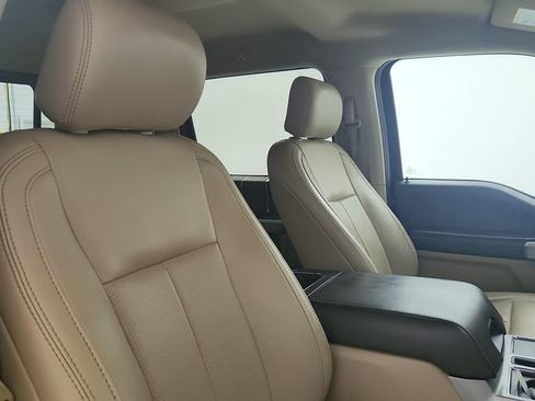 Used 2019 Ford F150 Lariat AWD/4WD image 23