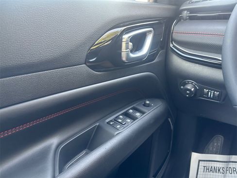 New 2026 Jeep Compass Trailhawk image 27