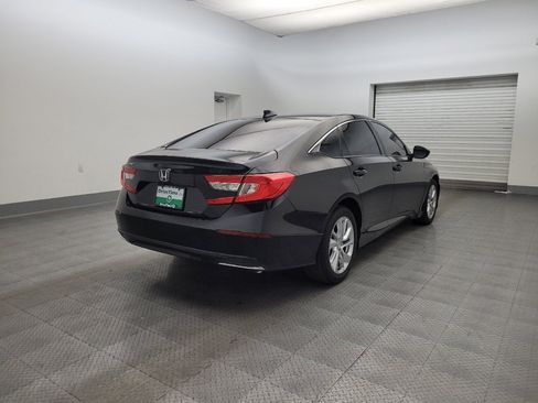 Used 2018 Honda Accord LX image 9