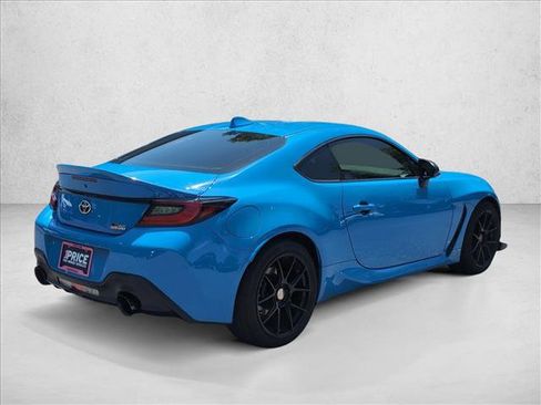 Used 2022 Toyota GR86 Premium w/ ALL Weather Mat Package (TMS) RWD image 5