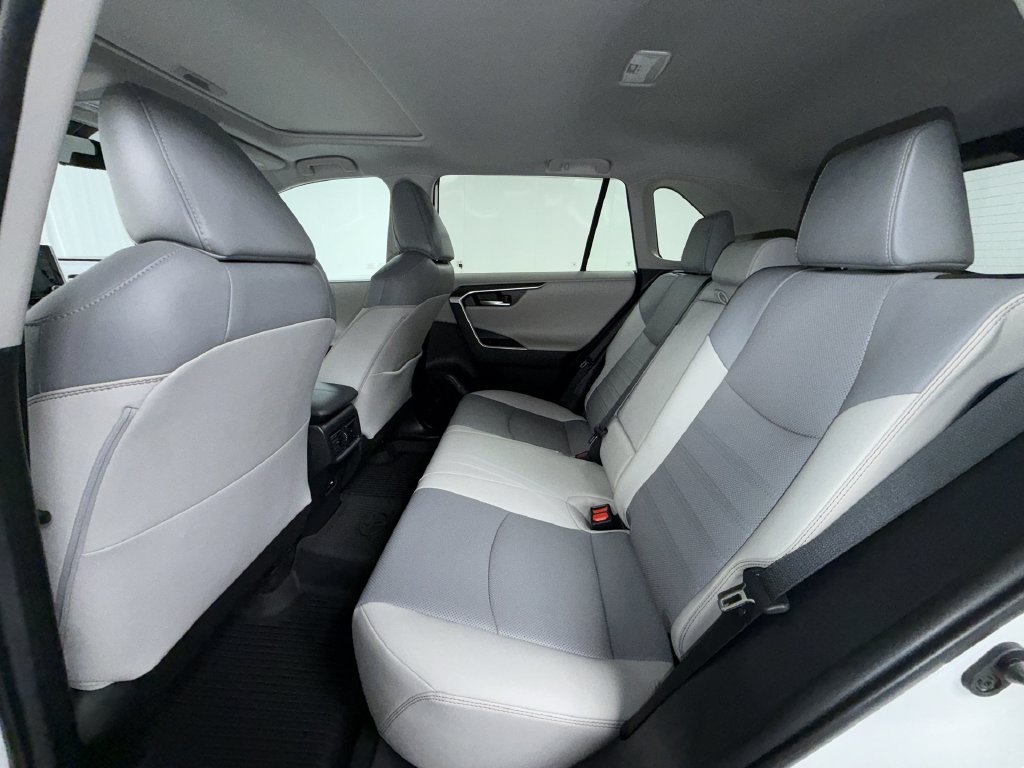 Certified 2021 Toyota RAV4 Limited AWD/4WD image 6
