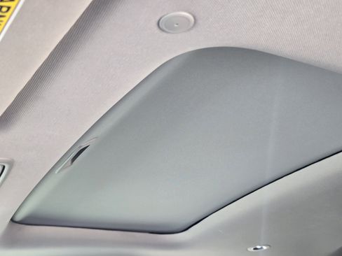 Certified 2025 Acura ADX AWD image 23