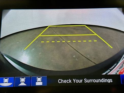 Used 2022 Honda CR-V Touring image 14