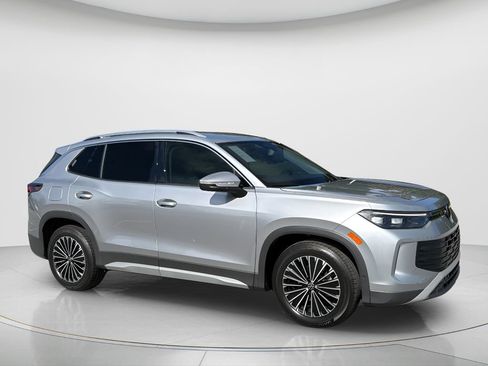 New 2026 Volkswagen Tiguan S FWD image 6