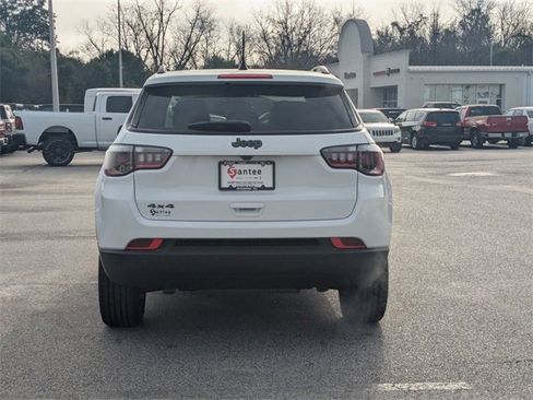 New 2026 Jeep Compass Latitude image 4